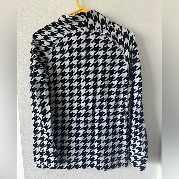 Mud Pie Houndstooth Quarter-Zip Pullover – Size S - Picture 3 of 6